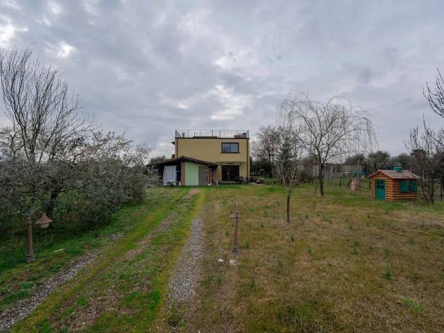 Villa Indipendente in vendita a Palazzo Del Pero, Toscana