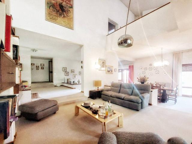 Villa Indipendente in vendita a Staggiano, Arezzo