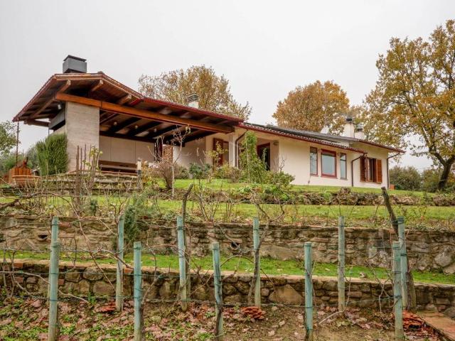 Villa Indipendente in vendita a Ruscello, Palazzo Del Pero