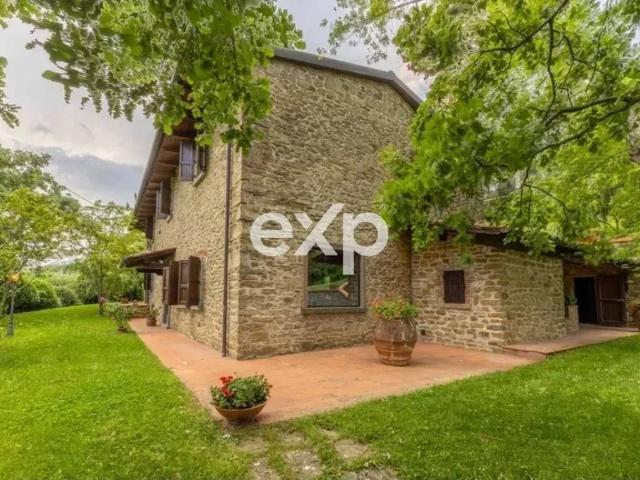 Villa Indipendente in vendita a Palazzo Del Pero, Toscana