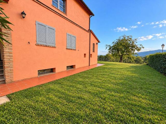 Villa Indipendente in vendita a Rigutino, Arezzo