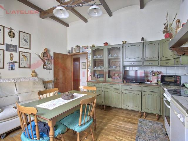 Villa Indipendente in vendita a Palazzo Del Pero, Toscana