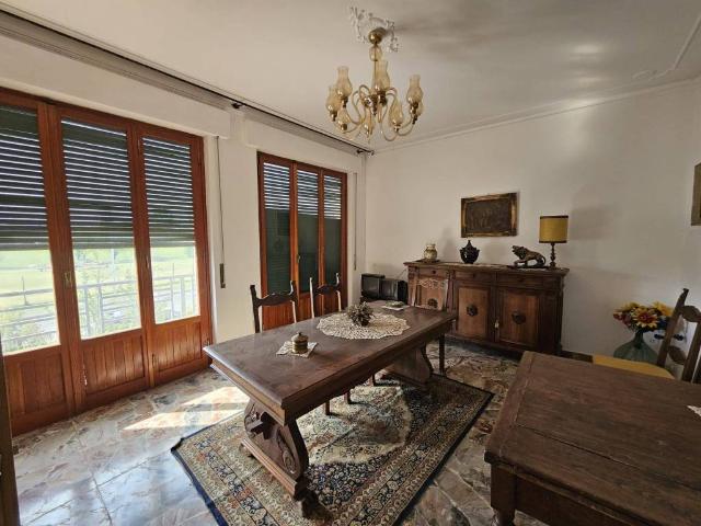 Villa Indipendente in vendita a Case Nuove di Ceciliano, Palazzo Del Pero