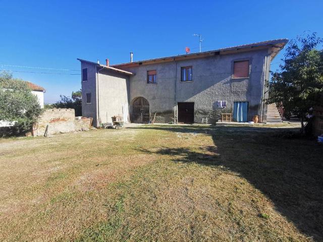 Villa Indipendente in vendita a Policiano, Palazzo Del Pero