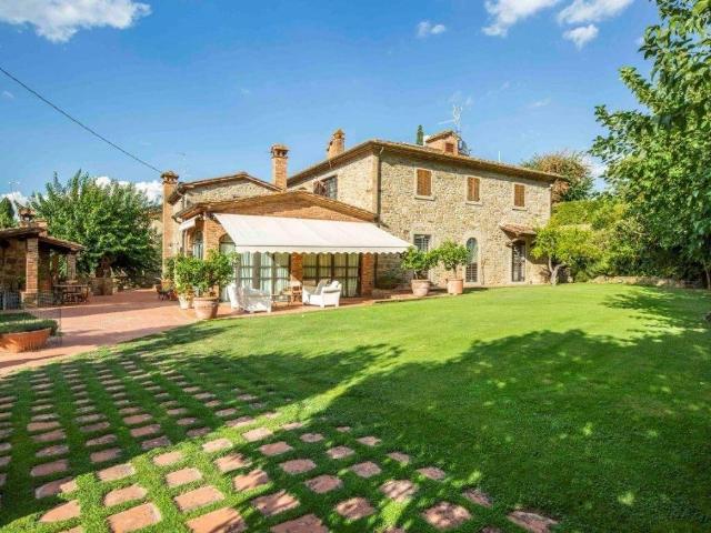 Villa Indipendente in vendita a Molin Bianco, Palazzo Del Pero