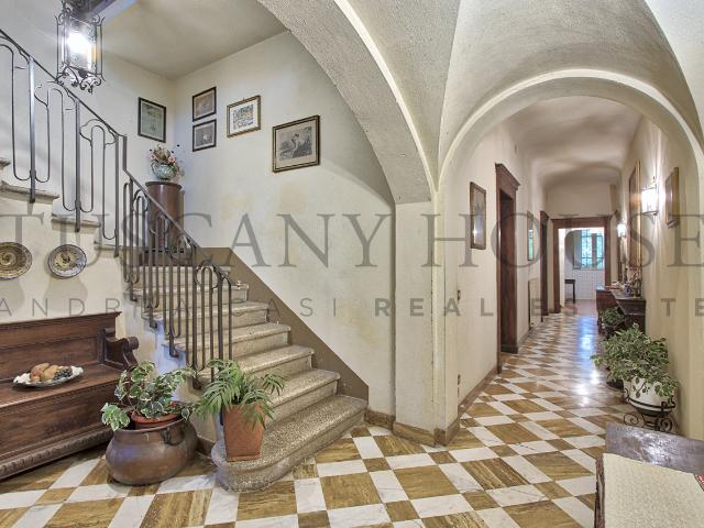 Villa Indipendente in vendita a Saione, Palazzo Del Pero