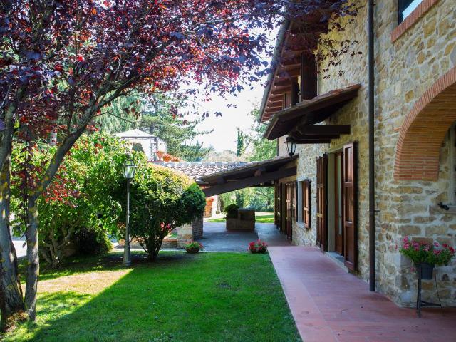 Villa Indipendente in vendita a Palazzo Del Pero, Toscana