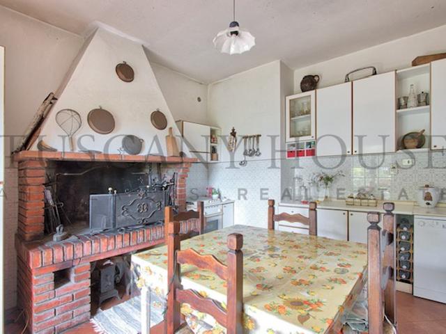 Villa Indipendente in vendita a Palazzo Del Pero, Toscana