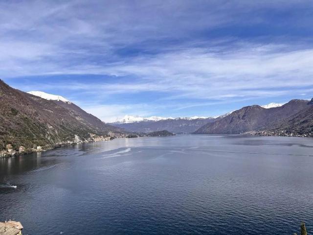 Villa Indipendente in vendita a Argegno, Lombardia