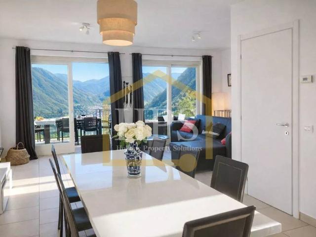 Villa Indipendente in vendita a Argegno, Lombardia
