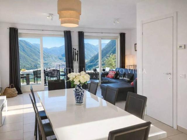 Villa Indipendente in vendita a Argegno, Lombardia