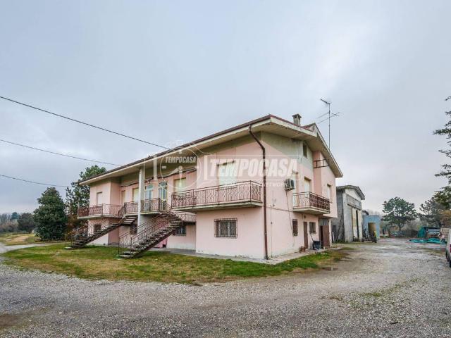 Villa Indipendente in vendita a Argenta, Reggio Emilia
