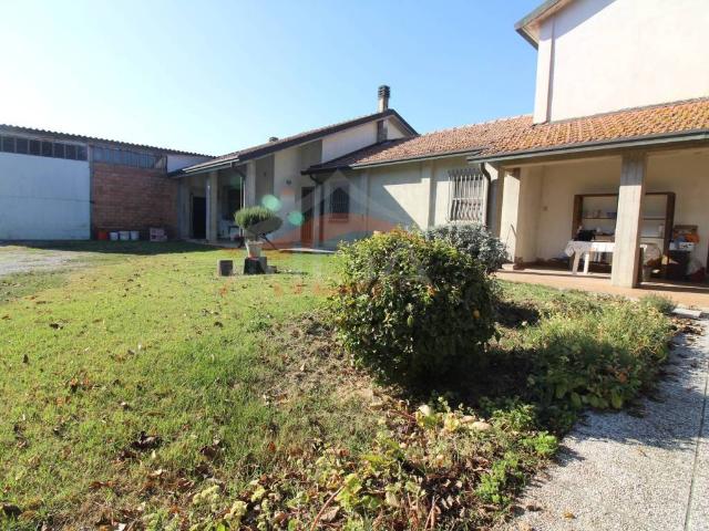 Villa Indipendente in vendita a Argenta, Reggio Emilia