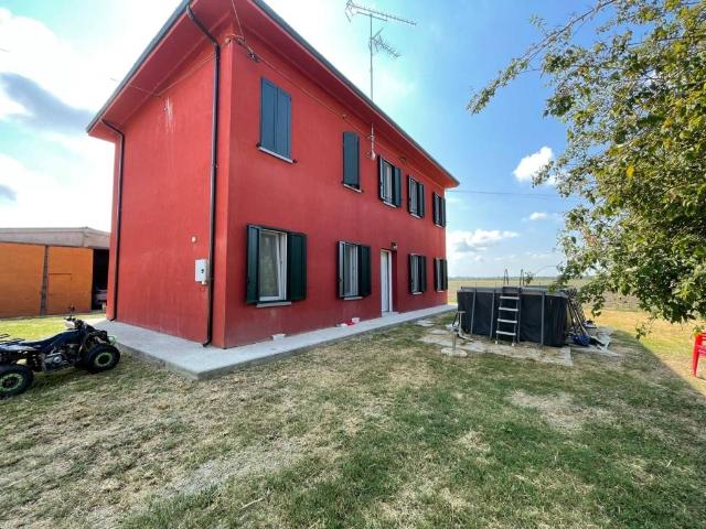 Villa Indipendente in vendita a Ospital Monacale, Argenta