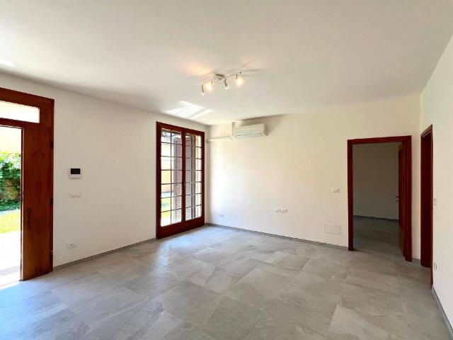 Villa Indipendente in vendita a Argenta, Reggio Emilia