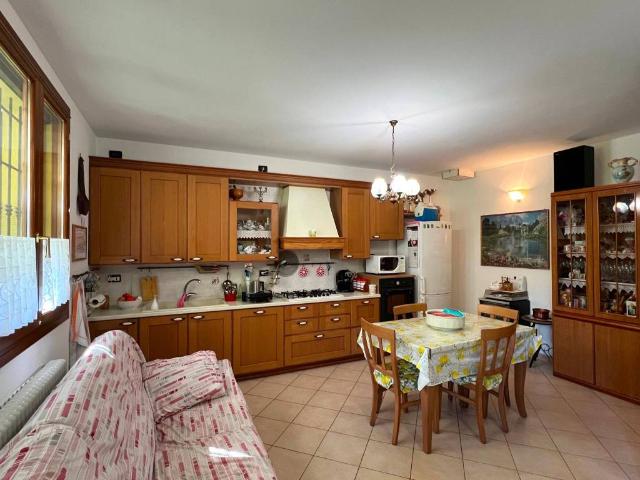 Villa Indipendente in vendita a Ospital Monacale, Argenta