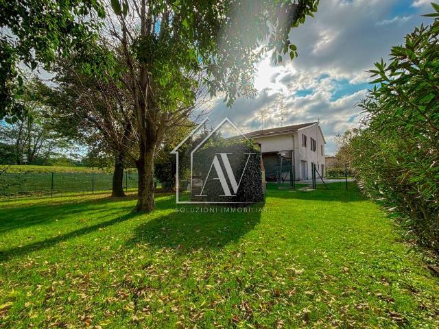 Villa Indipendente in vendita a Unione dei comuni della Bassa Romagna, Alfonsine