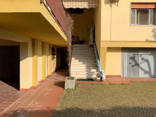 Villa Indipendente in vendita a Menate, Alfonsine