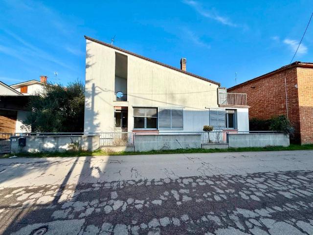 Villa Indipendente in vendita a Argenta, Reggio Emilia