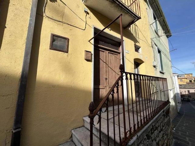 Villa Indipendente in vendita a Ariano Irpino, Campania