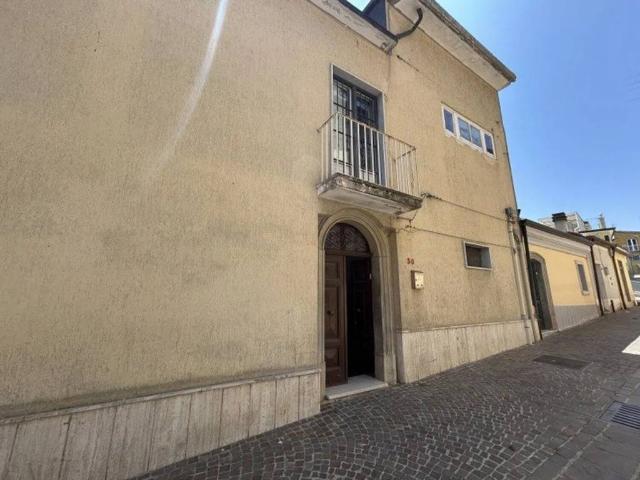 Villa Indipendente in vendita a Ariano Irpino, Campania