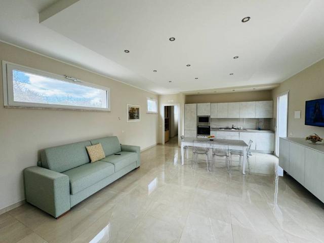 Villa Indipendente in vendita a Ariano Irpino, Campania