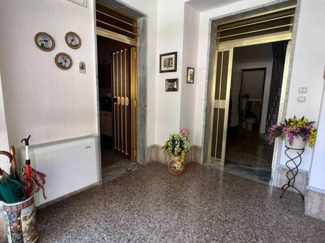 Villa Indipendente in vendita a Ariano Irpino, Campania