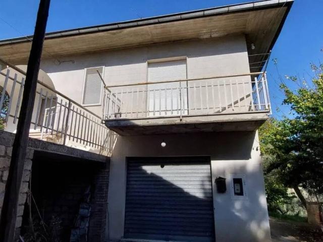 Villa Indipendente in vendita a Ariano Irpino, Campania