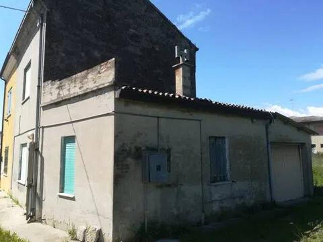 Villa Indipendente in vendita a Ariano Nel Polesine, Veneto
