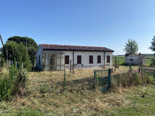 Villa Indipendente in vendita a Ariano Nel Polesine, Veneto