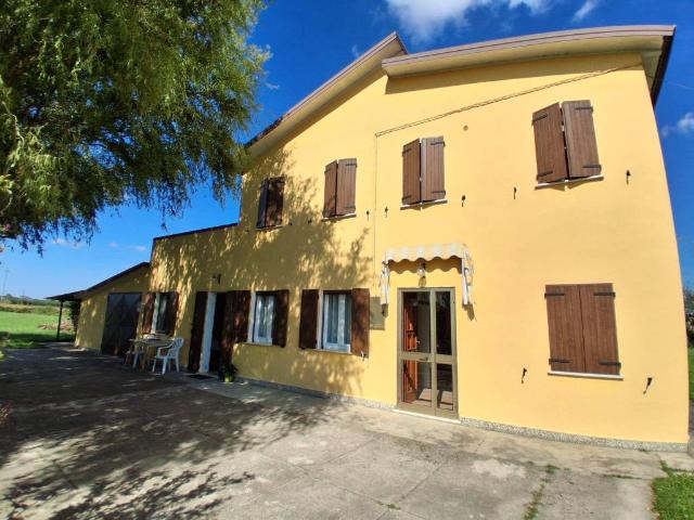 Villa Indipendente in vendita a Ariano Nel Polesine, Veneto