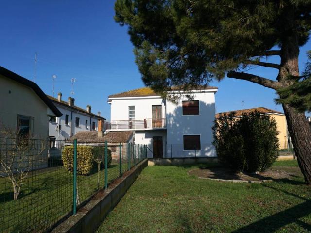 Villa Indipendente in vendita a Ariano Nel Polesine, Veneto