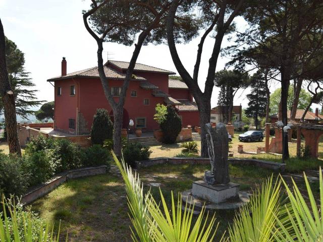 Villa Indipendente in vendita a Roma Capitale, Lazio