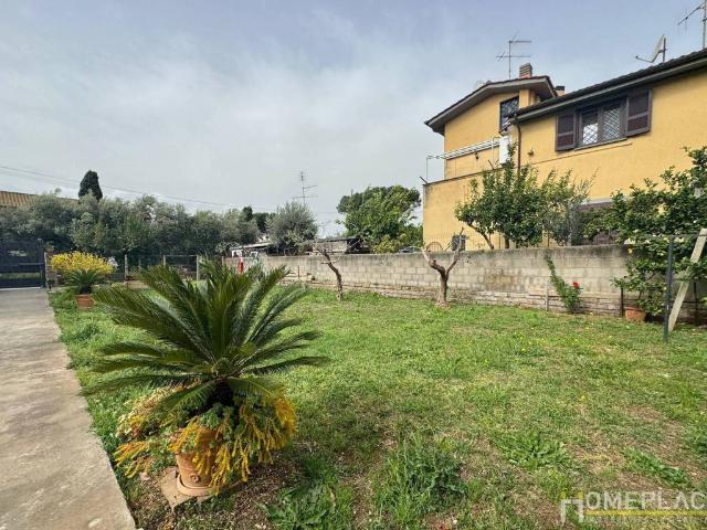 Villa Indipendente in vendita a Roma Capitale, Lazio