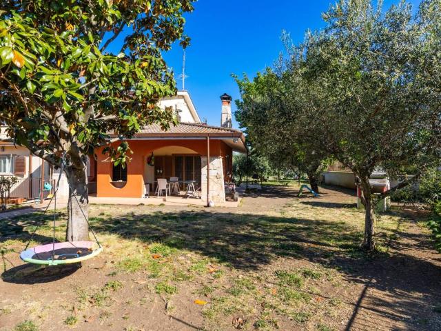 Villa Indipendente in vendita a La Torretta, Roma Capitale
