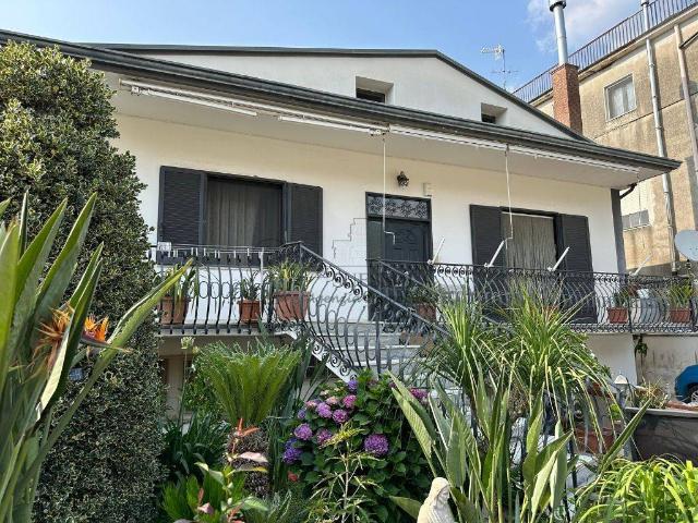 Villa Indipendente in vendita a Arienzo, Campania