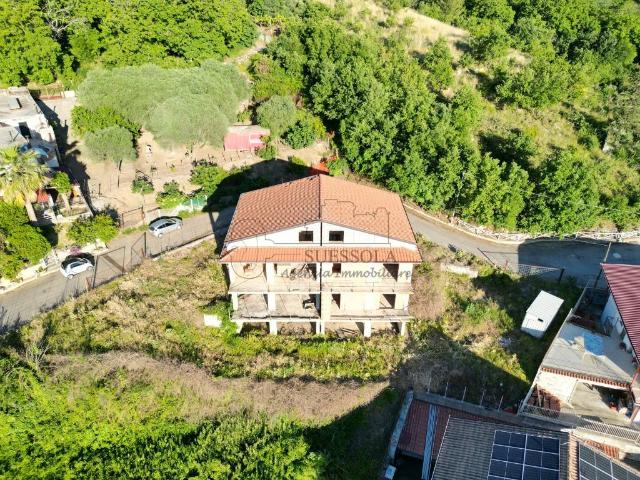Villa Indipendente in vendita a Arienzo, Campania