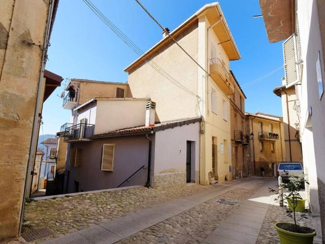 Villa Indipendente in vendita a Aritzo, Sardigna/Sardegna