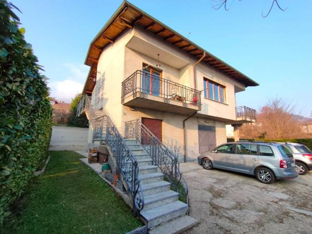 Villa Indipendente in vendita a Piemonte, Verbano-cusio-ossola