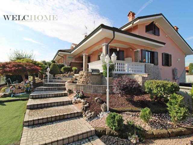 Villa Indipendente in vendita a Arluno, Lombardia