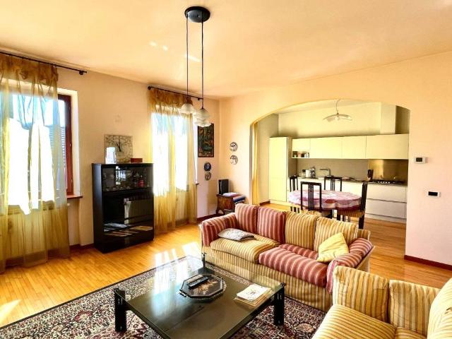 Villa Indipendente in vendita a Arluno, Lombardia