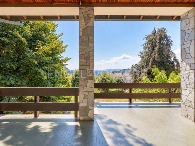 Villa Indipendente in vendita a Cheggino, Armeno