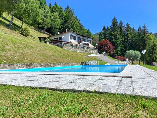 Villa Indipendente in vendita a Piemonte, Novara