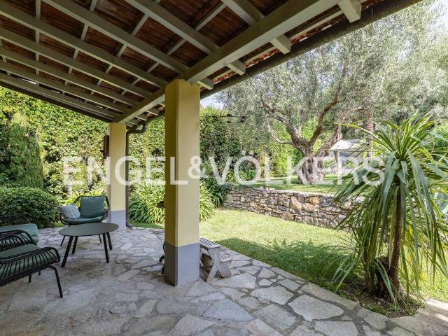 Villa Indipendente in vendita a Arnasco, Liguria