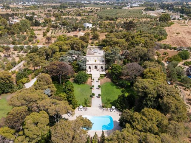 Villa Indipendente in vendita a Puglia, Lecce