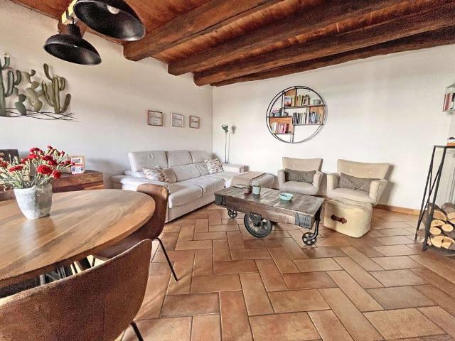 Villa Indipendente in vendita a Montrigiasco, Arona