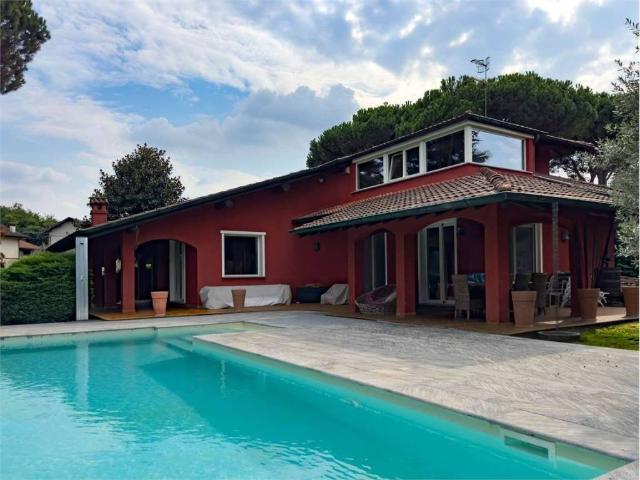 Villa Indipendente in vendita a Piemonte, Novara