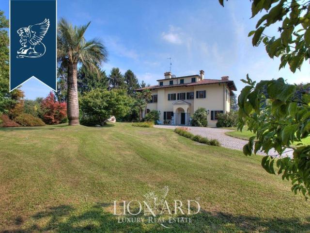 Villa Indipendente in vendita a Arosio, Lombardia