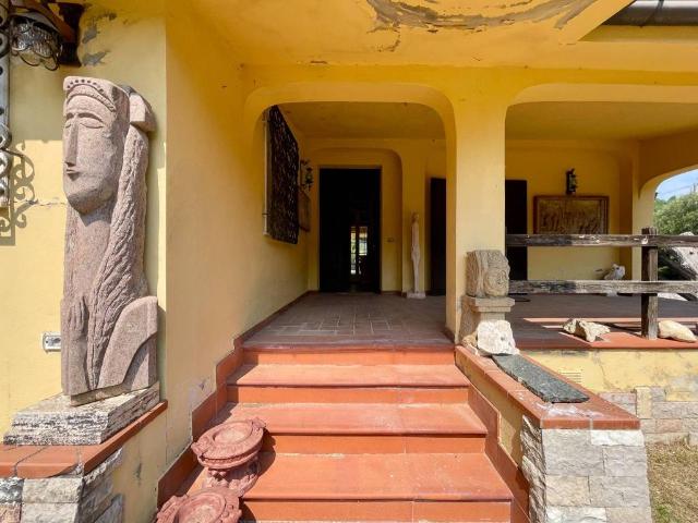 Villa Indipendente in vendita a Arpino, Lazio