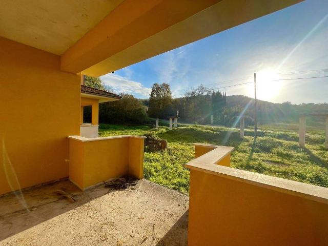 Villa Indipendente in vendita a Arpino, Lazio